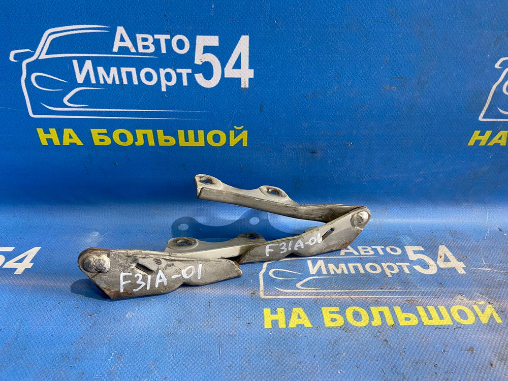 Петля капота левая MITSUBISHI DIAMANTE 1996