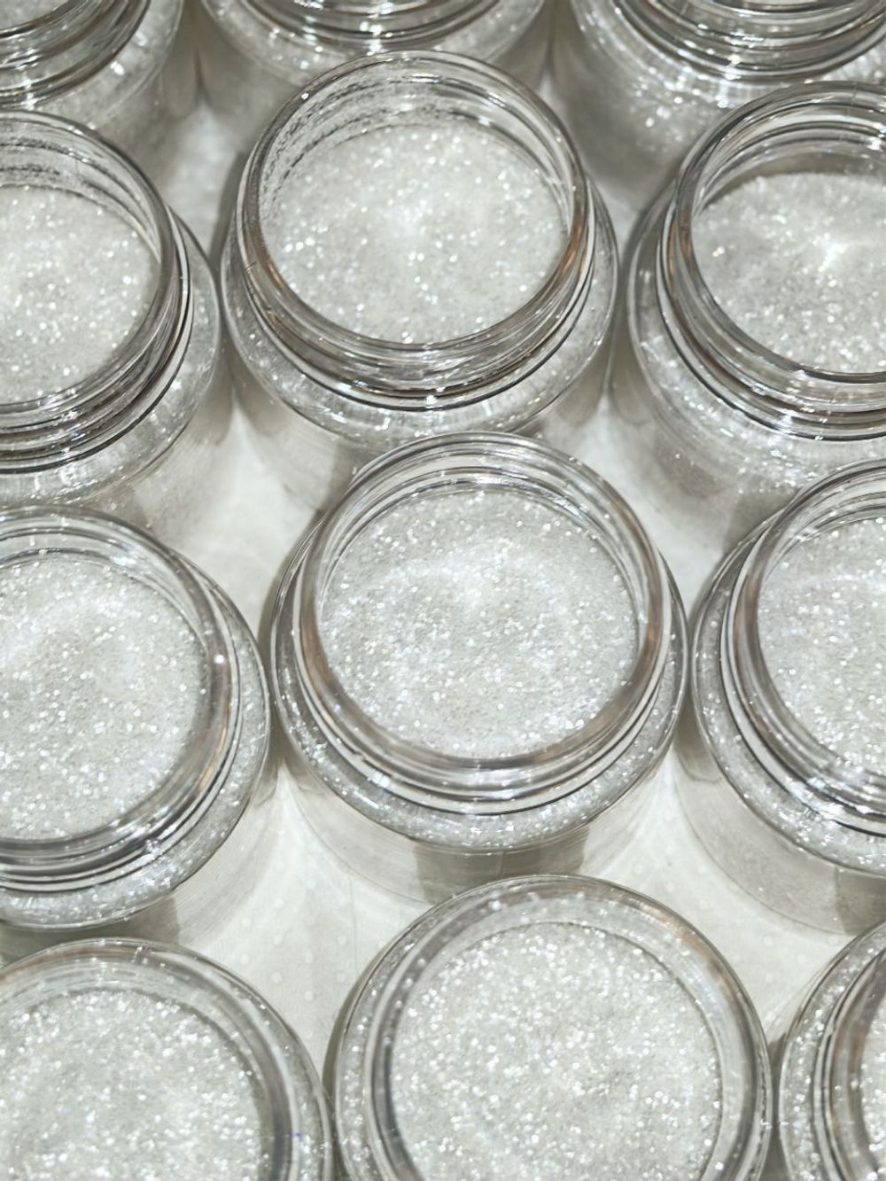 Блёстки Глиттер 301-1.0мм Белый прозрачный глянец - универсальные