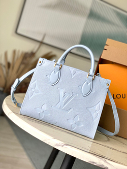 Louis Vuitton Onthego PM