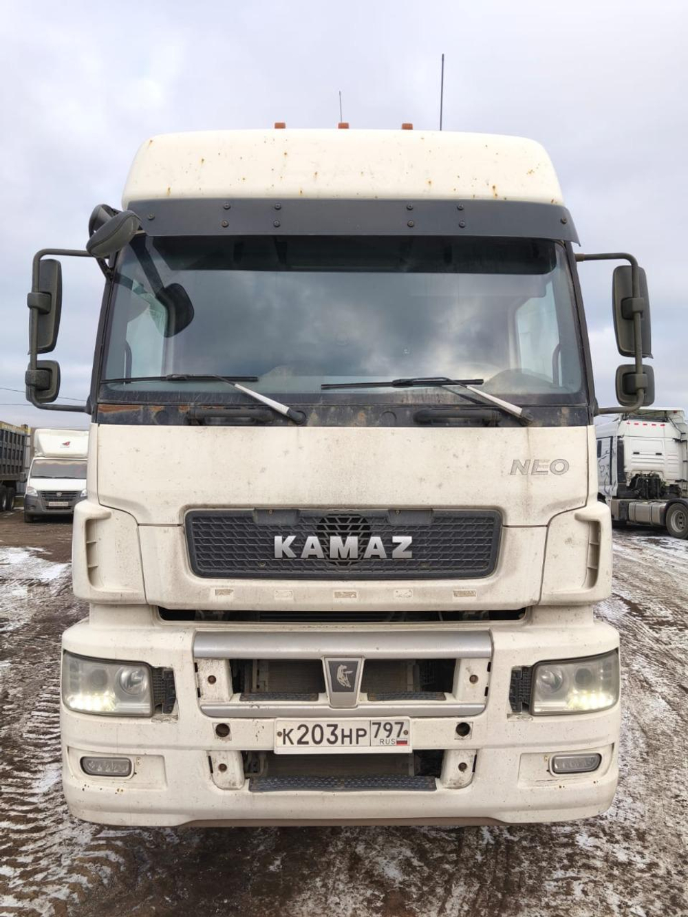 КамАЗ 5490 4x2 Седельный тягач 5490-DC (Дизель/Газ, 12,0 л, 401 л.с., МТ)