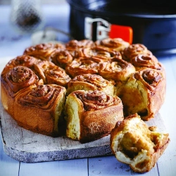 Le Creuset Форма для торта с антипригарным покрытием, 20 см.