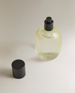 Zara Home Ароматический спрей для тканей и одежды Vetiver Melon 190 мл, освежитель, аромат древесный