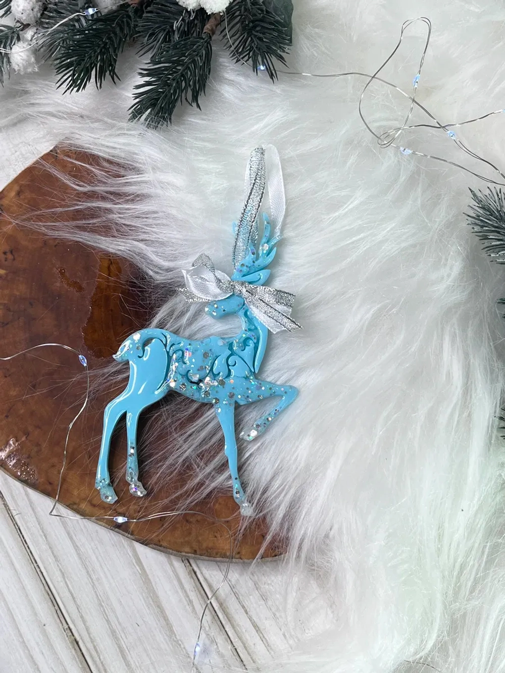Новогодняя елочная игрушка Олень