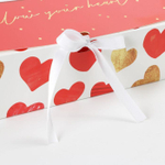 Коробка складная подарочная «LOVE», 31 × 24.5 × 8 см