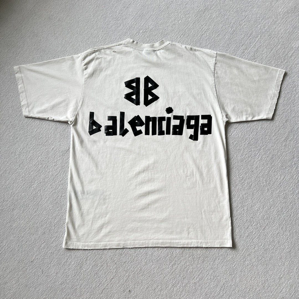 Футболка Balenciaga