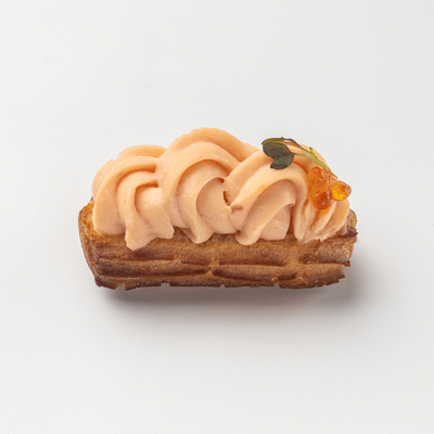 Мини-эклеры с муссом из семги и красной икрой 8 шт