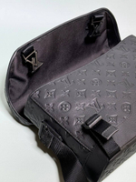 Сумка-мессенджер Louis Vuitton