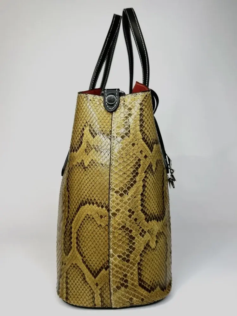 Сумка из натурального питона бежево-песочного цвета