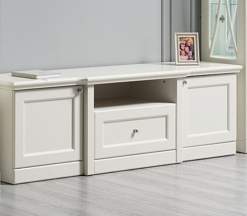 Гостиная Каталея Тумба ТV ш1680 в505 гл550 Ваниль без патины Кубань-Мебель