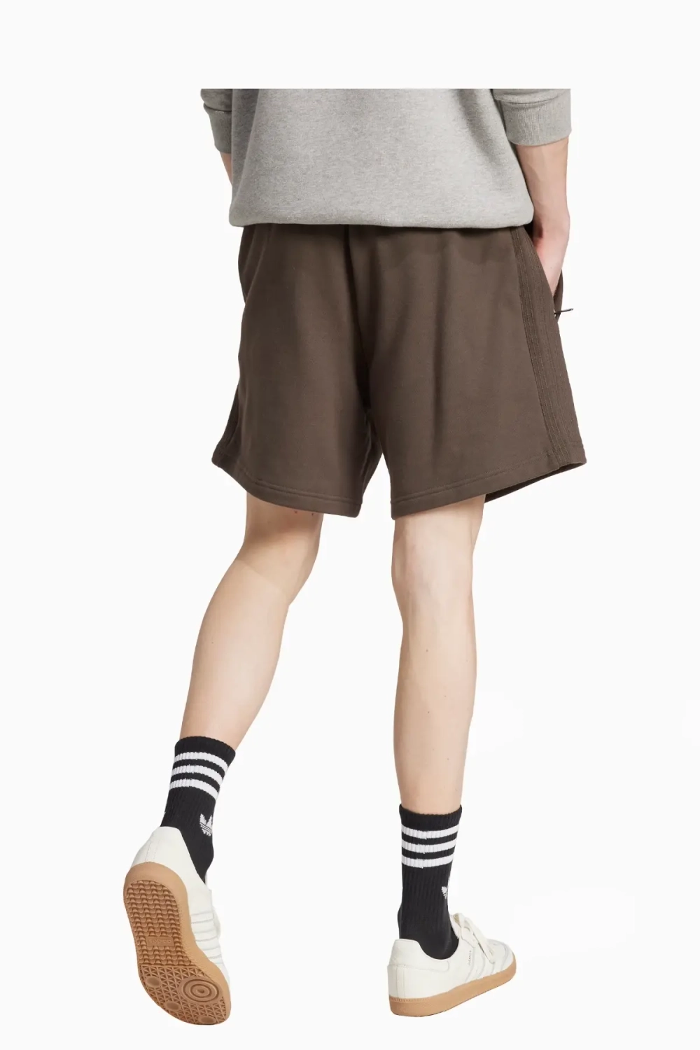 Шорты adidas Premium Essentials - зеленый