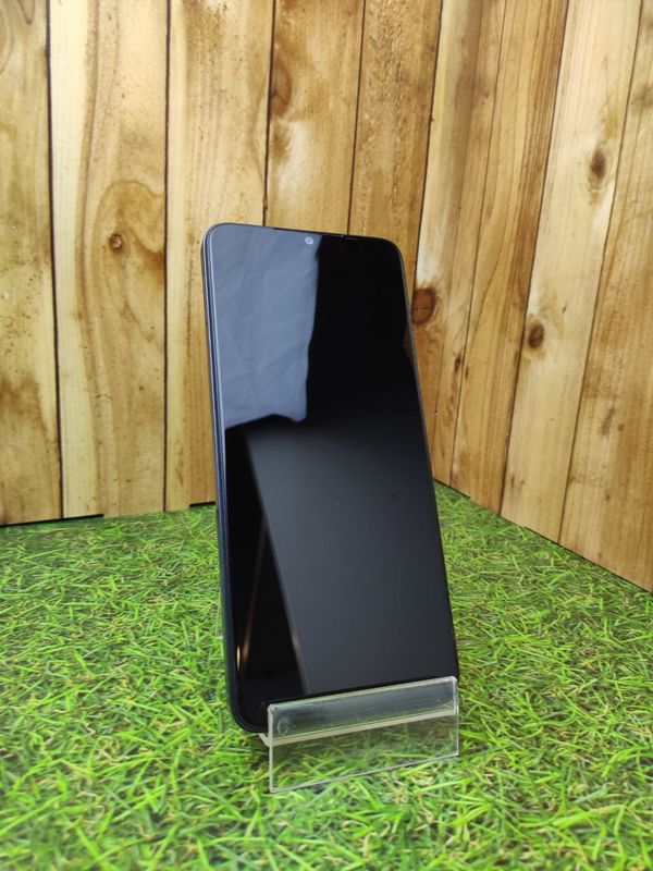 Смартфон Tecno SPARK 10 8/128 ГБ черный (Витринный)