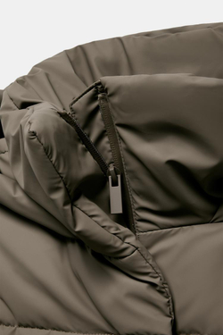 ZARA КОРОТКИЙ ПУХОВИК WINDPROOF ИЗ ПРОРЕЗИНЕННОЙ ТКАНИ, СЕРОВАТО-КОРИЧНЕВЫЙ