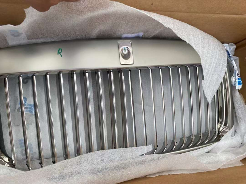 Светодиодная подсветка для решетки радиатора для ROLLS-ROYCE GHOST | РЕСТАЙЛИНГ 2014 - 2020, CULLINAN RR31 2018+ и PHANTOM VIII 2017+ Ройс Куллинан