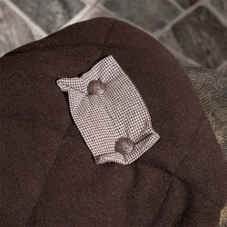 Садовая скульптура Сэр Ватсон в костюме