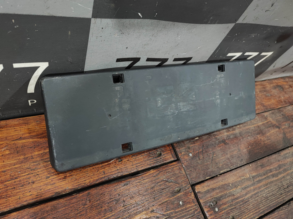 Площадка гос. номера Omoda C5 22-нв Б/У Оригинал 602002856AA