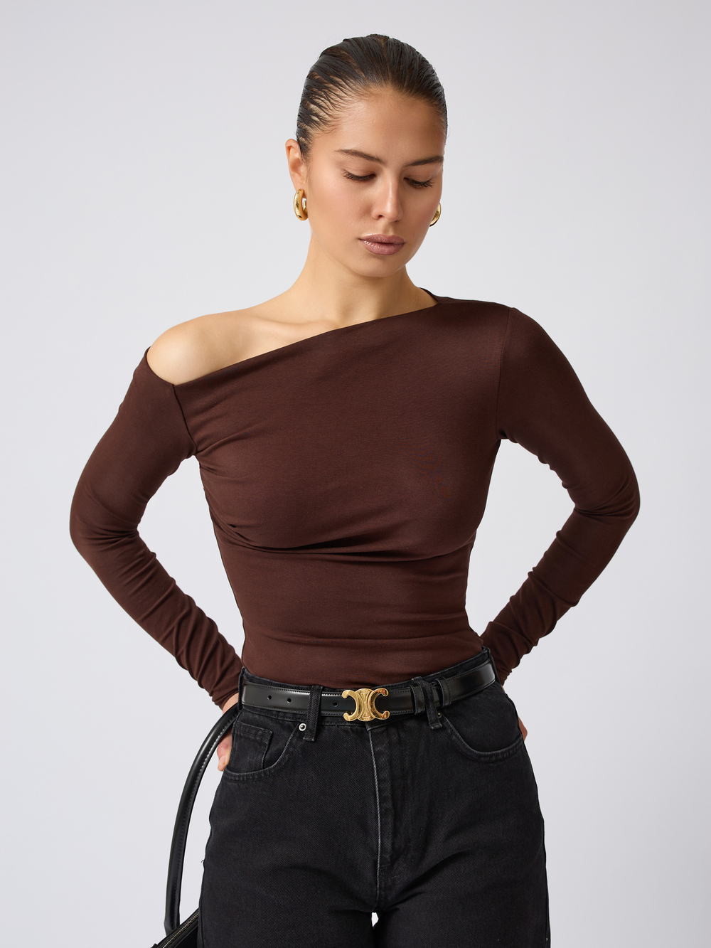 Лонгслив на одно плечо со складками