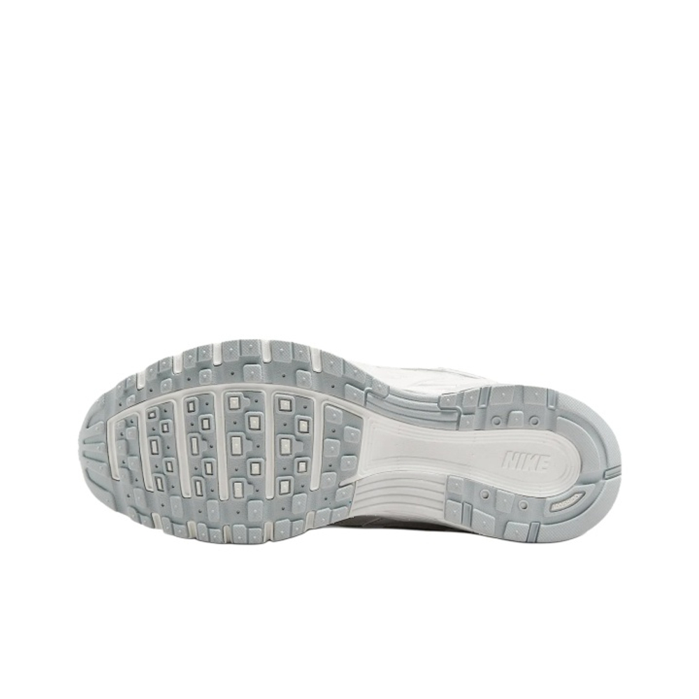 alt="Кроссовки Nike P-6000 SE Summit White  вид спереди"