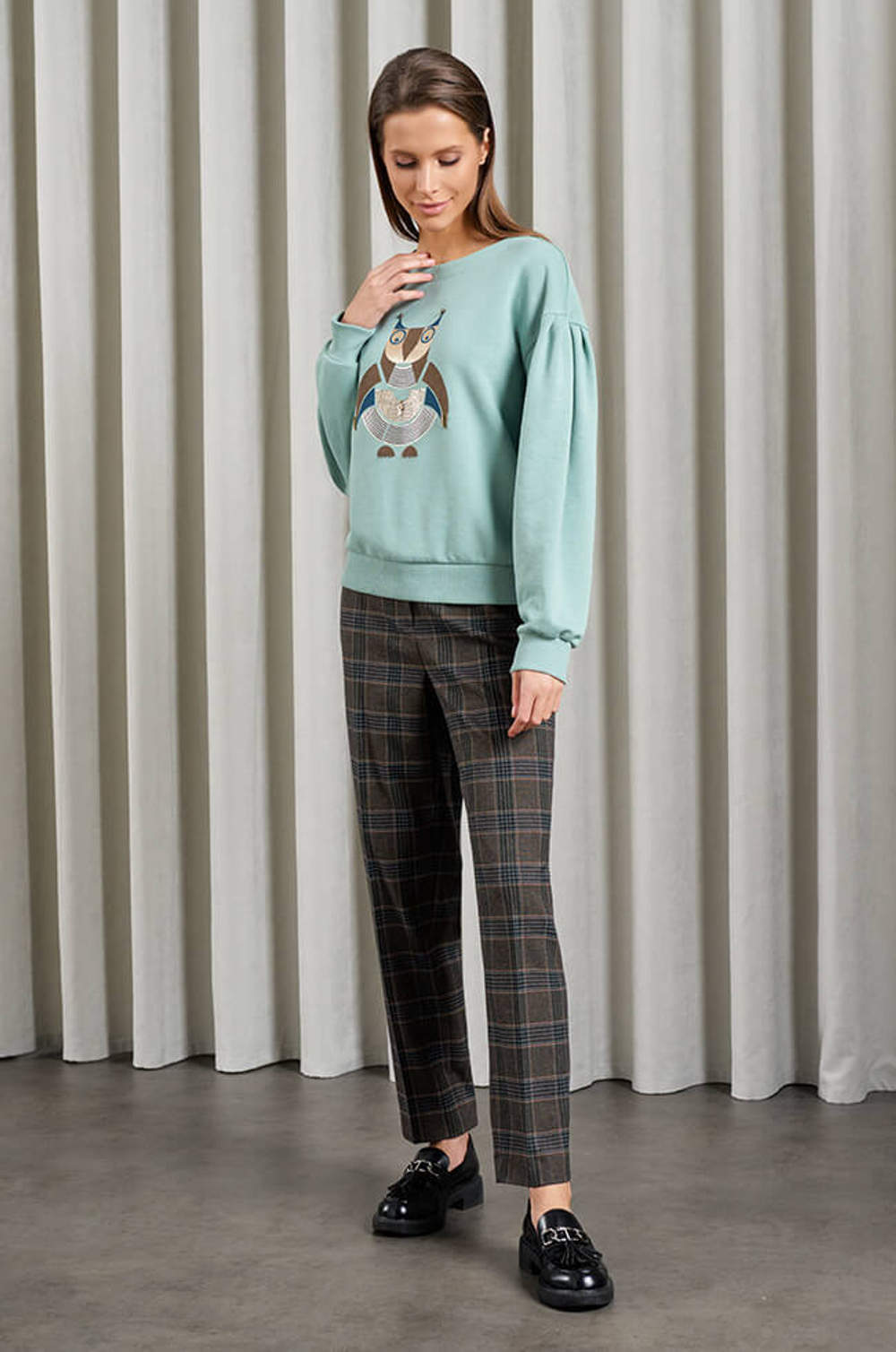 22954 Джемпер женский (полынь)