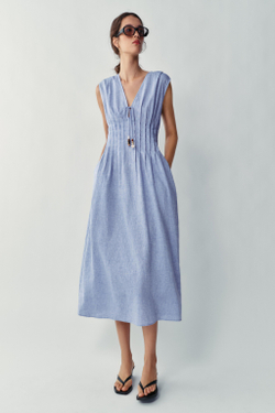 ZARA ЛЬНЯНОЕ ПЛАТЬЕ МИДИ СО СКЛАДКАМИ, СИНИЙ