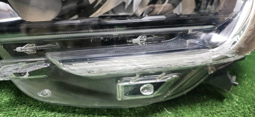 Битая Фара левая Lada Vesta (2022-н.в.) LED