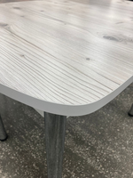 Стол неразд Пластиковый подстолье прямое хром пояс белый бискайская сосна