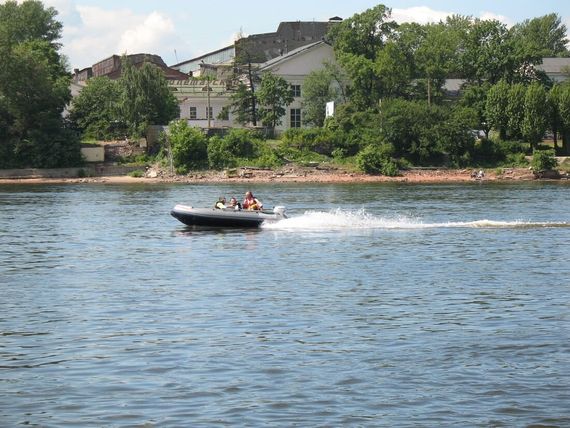 Лодка ПВХ ФЛАГМАН 420