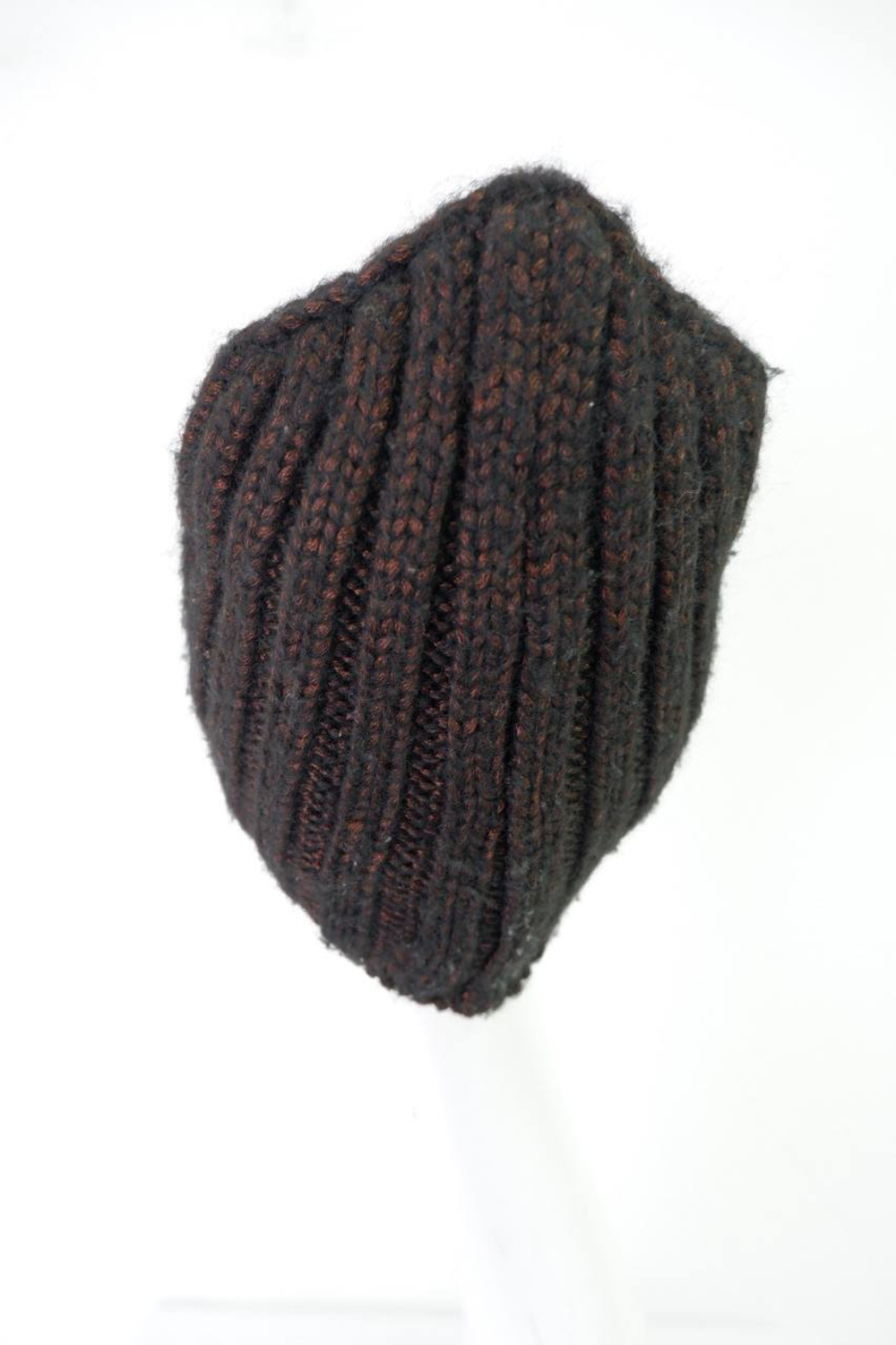 Шапка вязаная на 10-14 лет