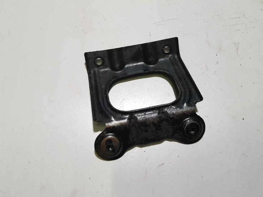 крепление Kawasaki ZZR400 ZZ-R400 2