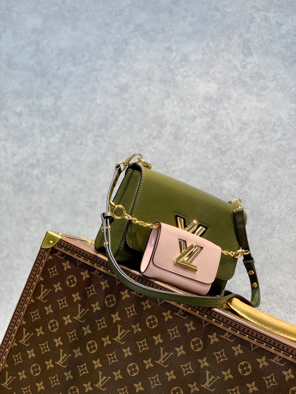 Louis Vuitton Twist MM