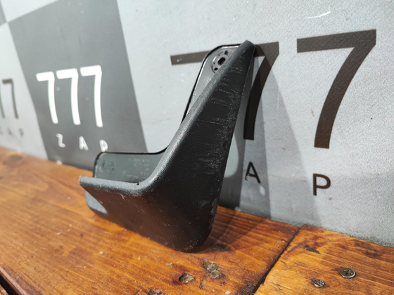 Брызговик задний правый Hyundai Creta 1 (GS) 16-21 Б/У Оригинал 86842M0100