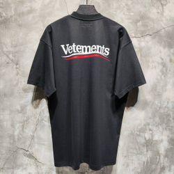 Футболка Vetements