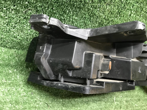 ДХО правый Hongqi E-HS9 (2020-н.в.)