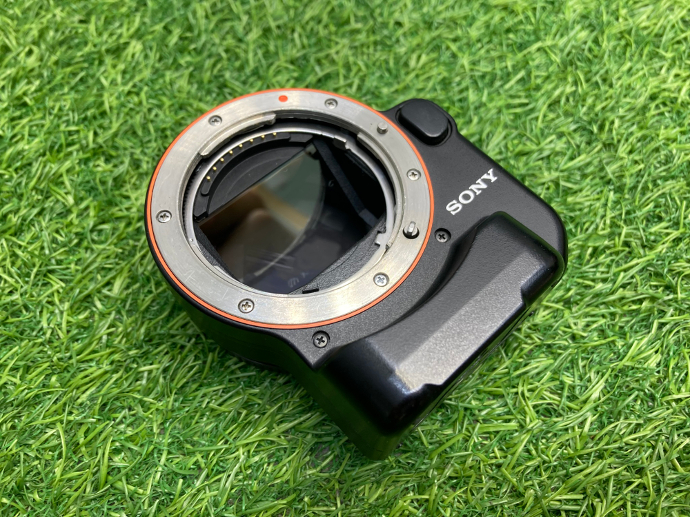 Sony LA-EA4