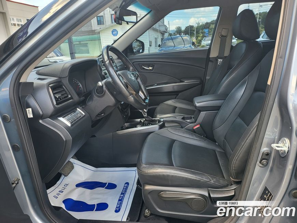 KG Mobility (Ssangyong) Very New Tivoli Бензин 1.5 2WD (08.2019)