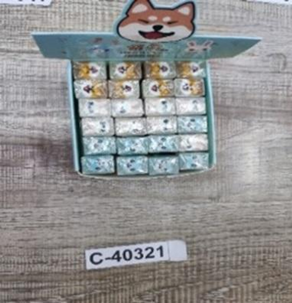 Ластик "Животные" 4,5*2*1,9 см в картонном держателе, 3 дизайна микс, С-40321