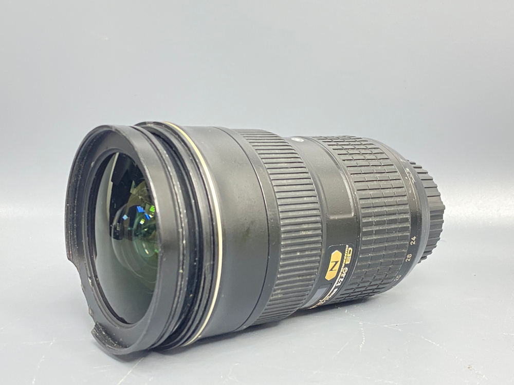 Nikon 24-70mm 2.8 Скол на резьбе