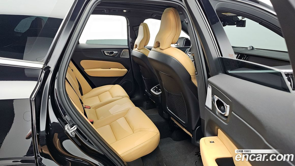 Volvo XC60 2 Generation B5 Inscription (04.2022)