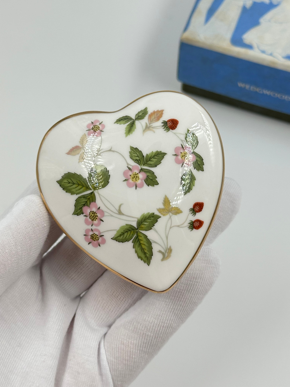 Шкатулка Wedgwood, Wild Strawberry