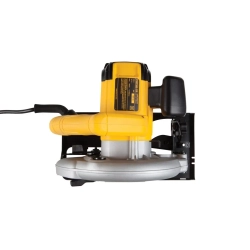 Циркулярная пила (дисковая) DeWalt DWE560-QS