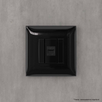 Компьютерная розетка RJ-45 без шторки в стену, кат.6А одинарная, "Avanti", "Черный квадрат"