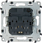 Розетка Legrand 753520 Valena Life, 16 А, с защитной шторкой, с заземлением