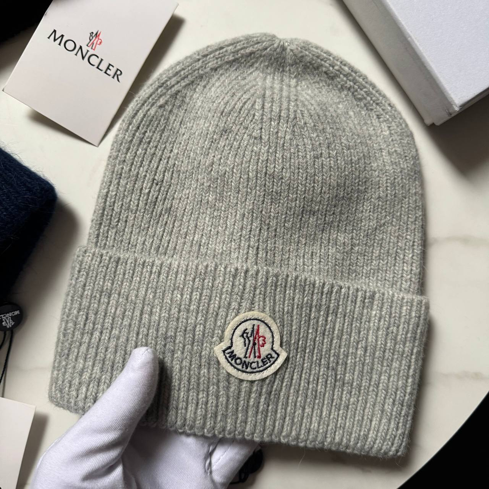 Шапка Moncler