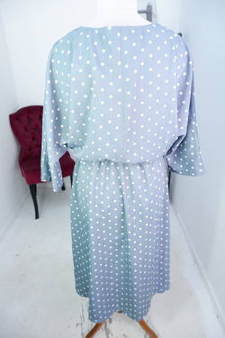 Платье Deniza с классическим горошком, визуально 52 размер