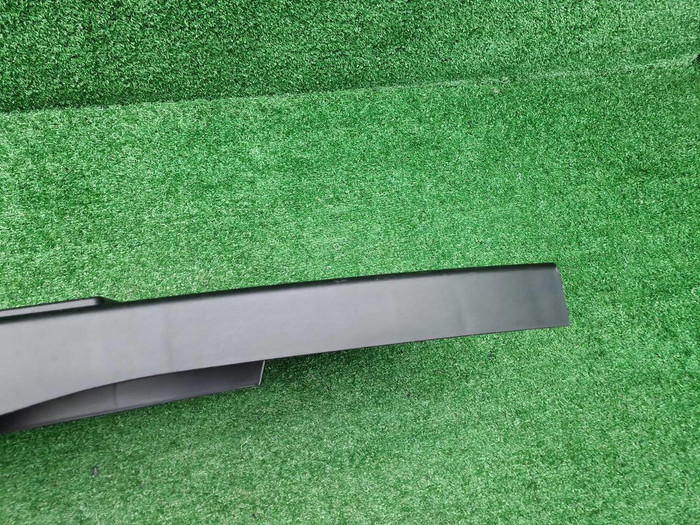 Накладка переднего бампера Mercedes Actros (11-нв)