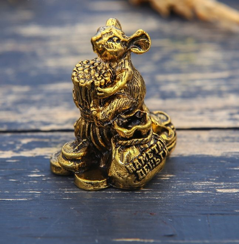 Фигурка мышка "Наметаю деньги", золото, 2,6 х 3,3 см