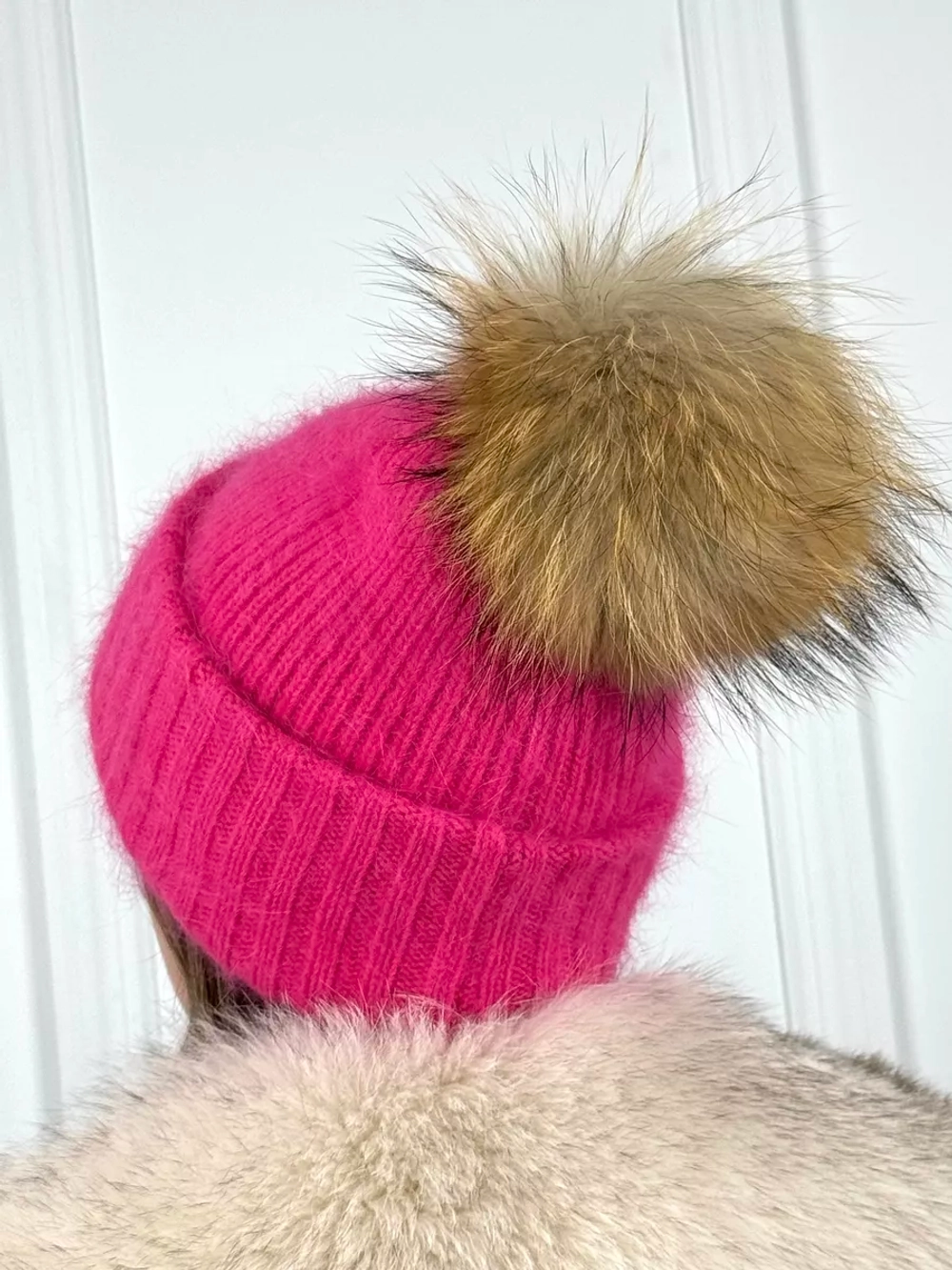 шапка зимняя с помпоном вязаная