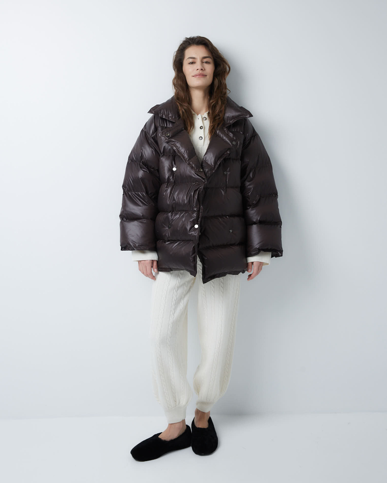 Пуховик двубортный укороченный темный шоколад