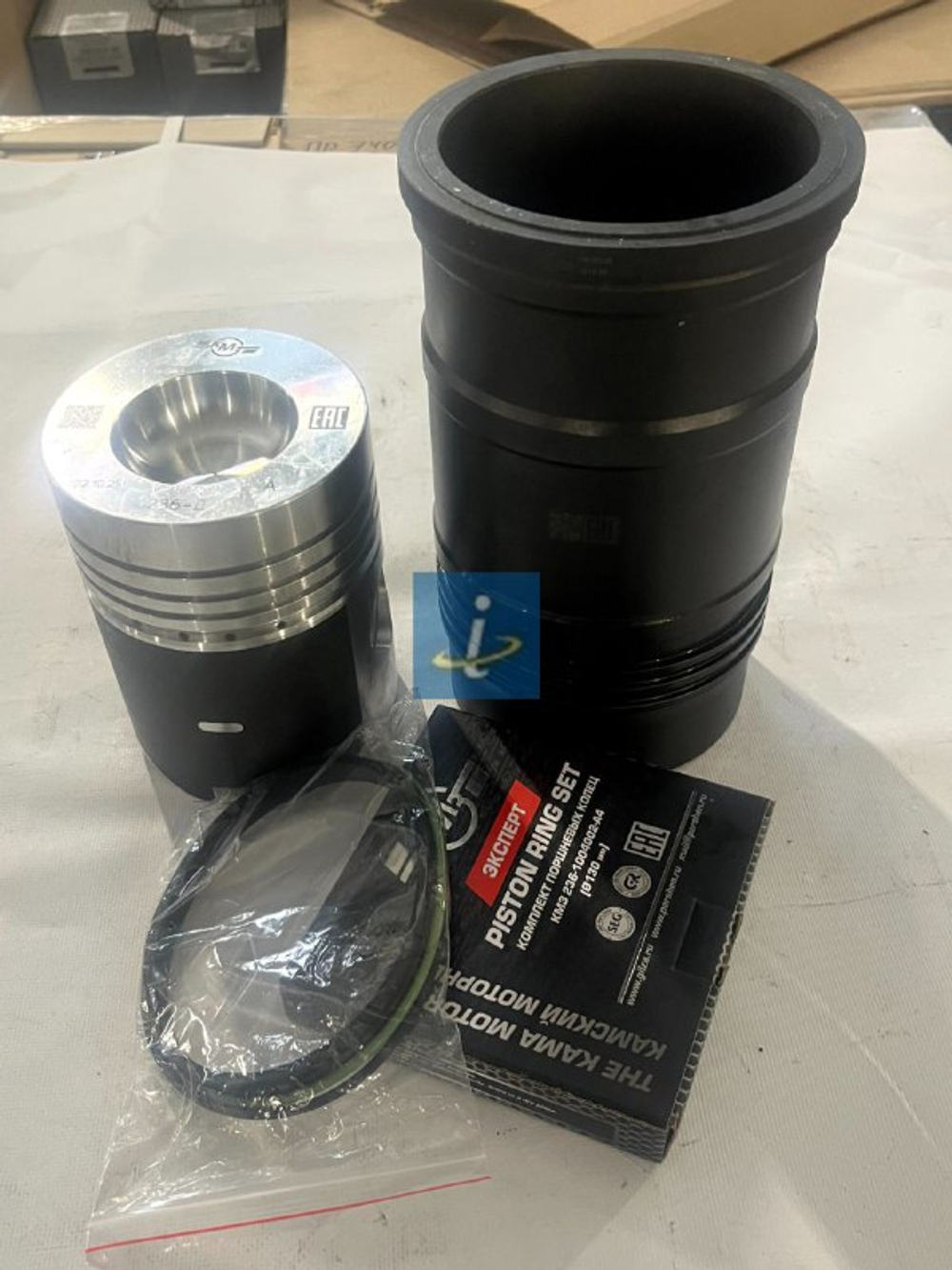 Гильза, поршень, уплотнительные и поршневые кольца КМЗ 236-1004005-Б2