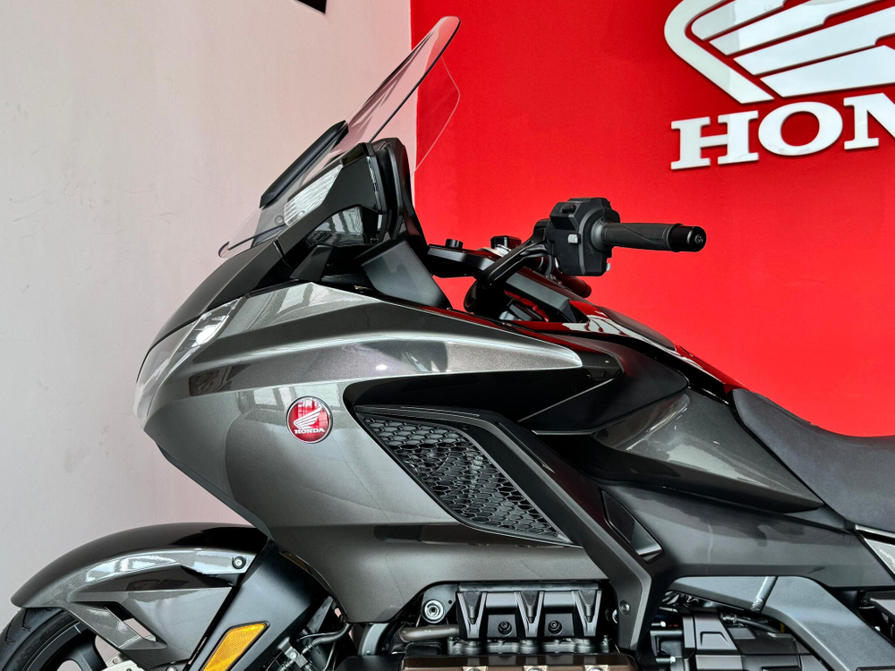 Honda GL 1800 Gold Wing (DCT)