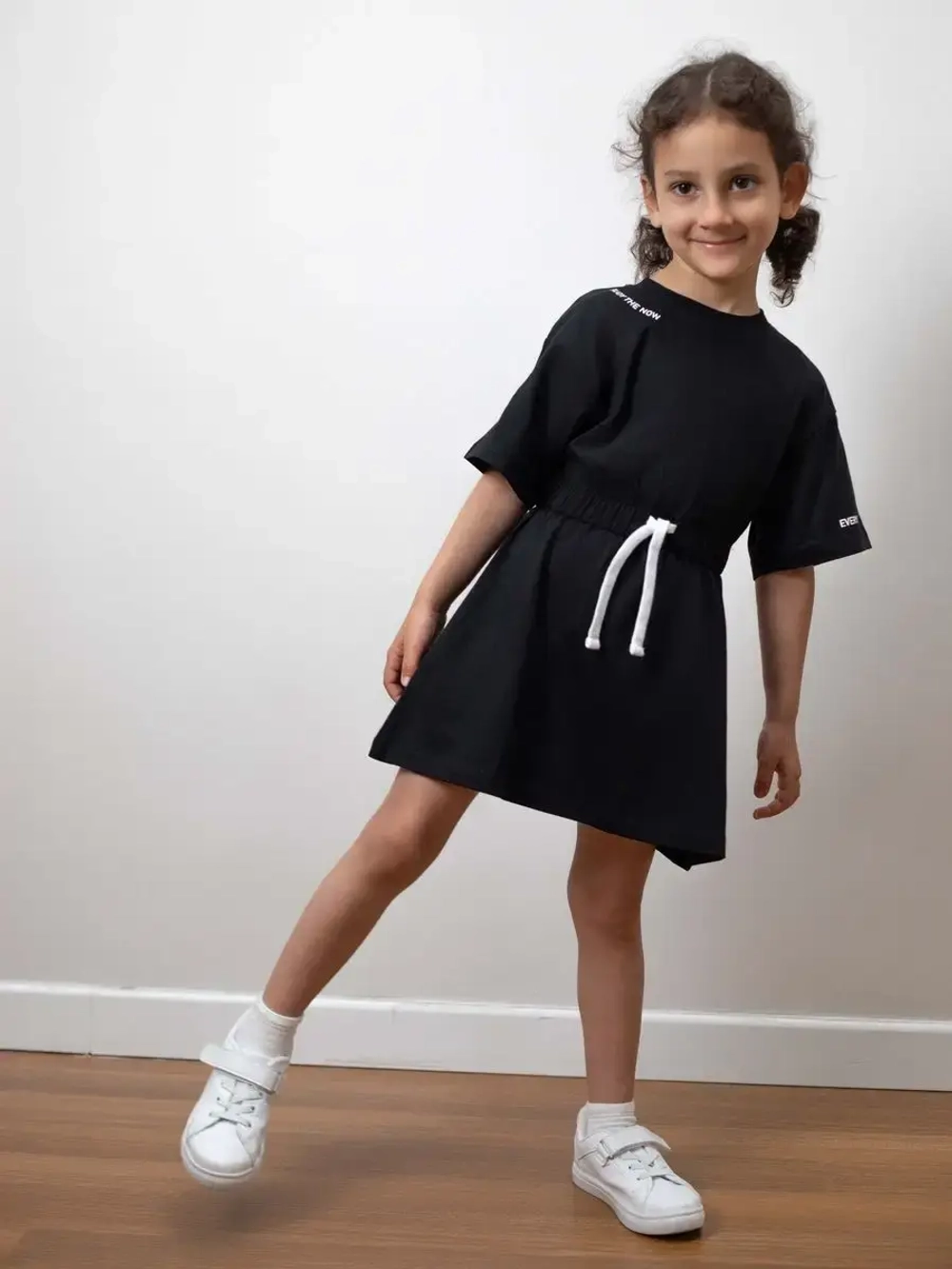 Платье в сад спортивное на завязках детское